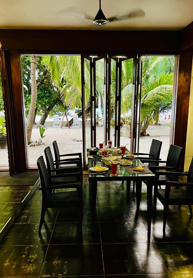 Aveyla Manta Village Dharavandhoo Esterno foto